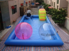 Grande piscine gonflable