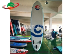 Les planches de surf gonflables sportives nautiques se lèvent